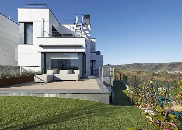 Dom wakacyjny Alimar - Basque *